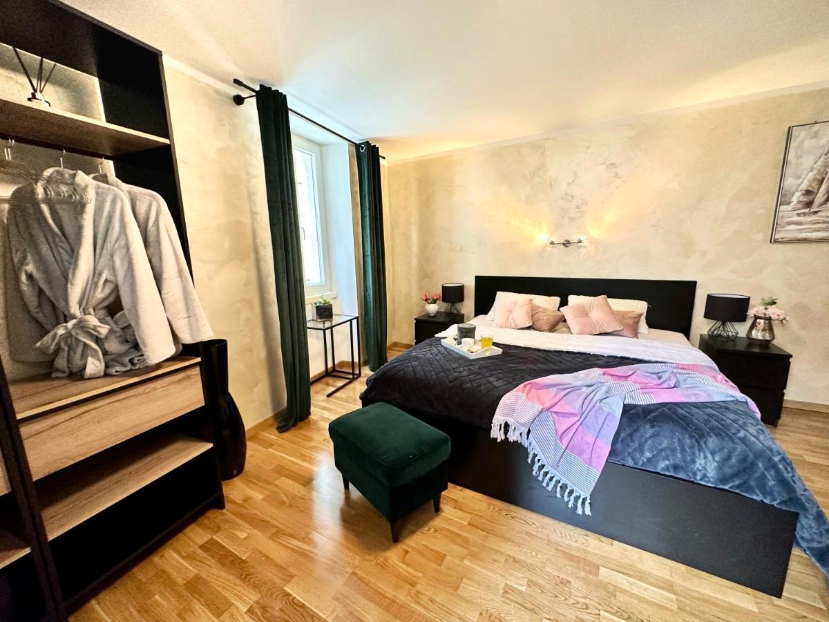 Romeo Apartments Rovigno Exterior foto